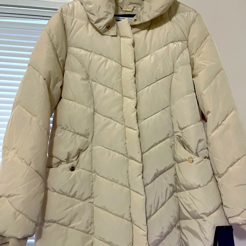 BNWT Steve Madden cream winter coat size XL